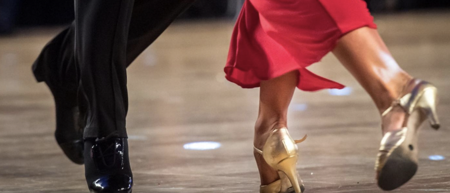 Tidligere ‘Vild med dans’-vært knust: Har begravet sin mor