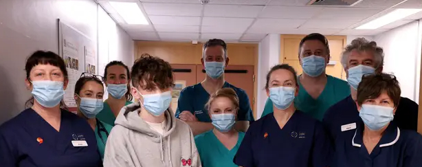 Mor udsender influenza-advarsel: Han var døden nær