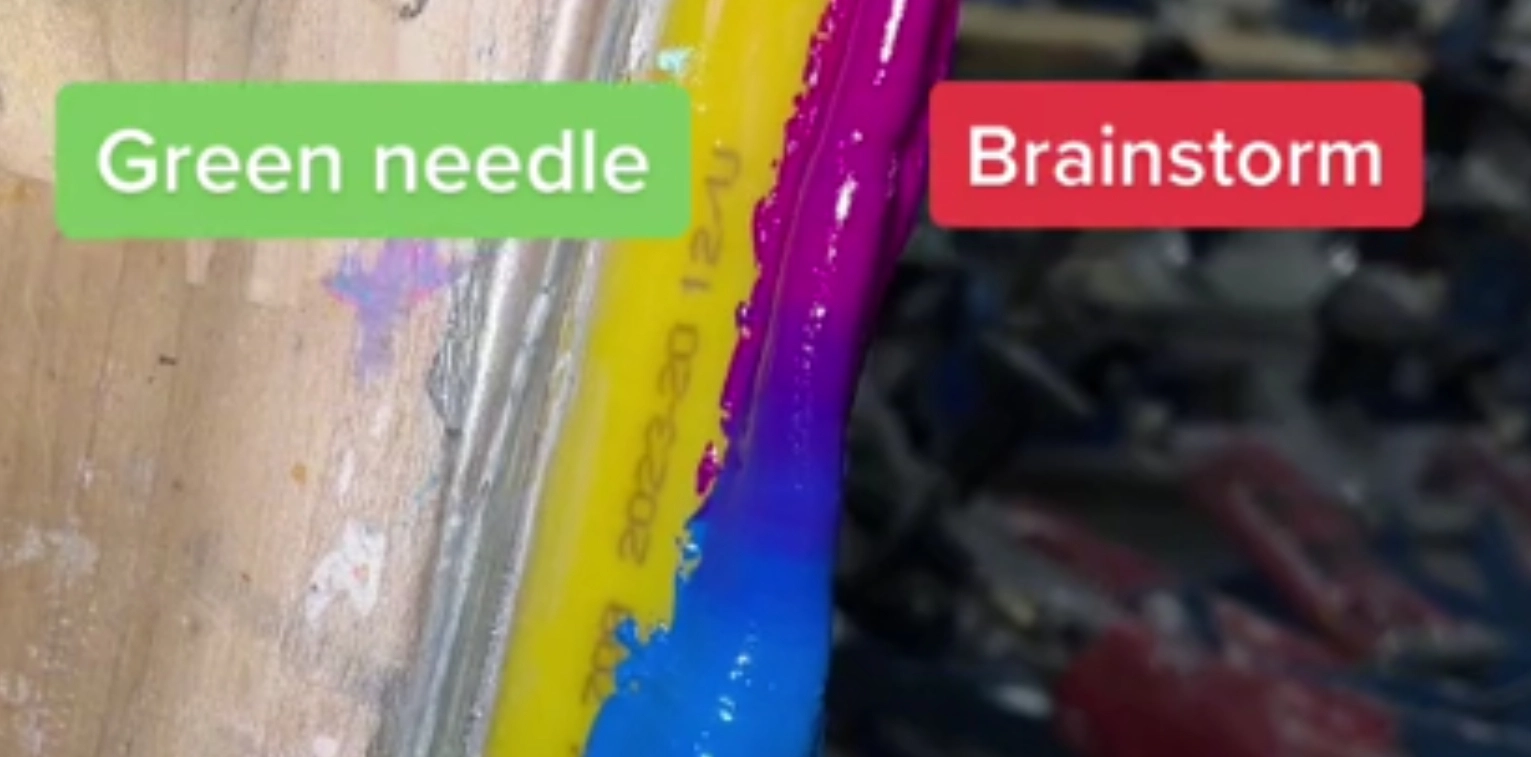 Millioner er forbløffede og forvirrede: Siger stemmen “Green needle” eller “Brainstorm”?
