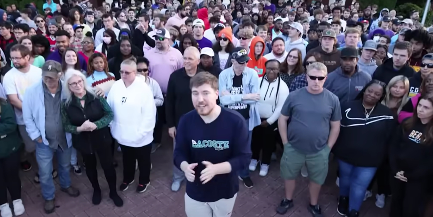 Utrolig video går viralt: YouTuber får 1000 blinde til at se igen