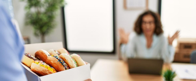 Han spiste en doughnut i arbejdstiden: Det kostede ham dyrt