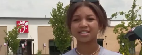 Teenager blev sendt hjem fra arbejde: Du gætter aldrig den chokerende årsag