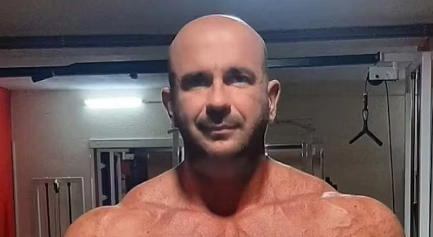 Hjerteskærende scener: Bodybuilder livestreamer mord på ekskone