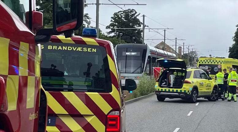 Togdriften er indstillet: Politi og beredskab massivt til stede i Aarhus