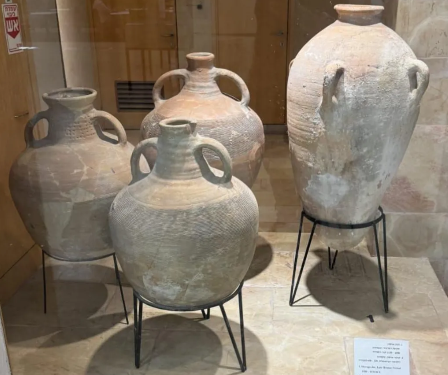 5-årig dreng gjorde det, som bare ikke må ske på et museum: Gik ud over oldgammel og ekstremt sjælden vase