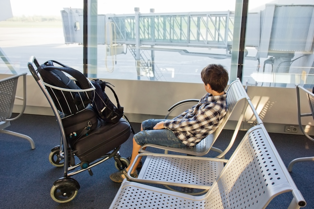 Efter skænderi med mor: Sur 12-årig stjal forældrenes kreditkort og rejste på luksusferie