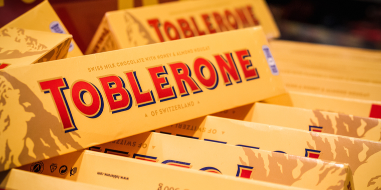 Stephanie overrasket over skjult billede i Toblerone-logo: Har aldrig bemærket det
