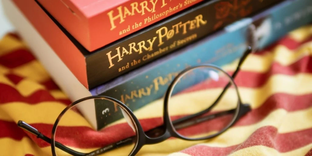 Langt fra Hogwarts: Harry Potter-stjerne deler ud af håret på kontroversielt medie