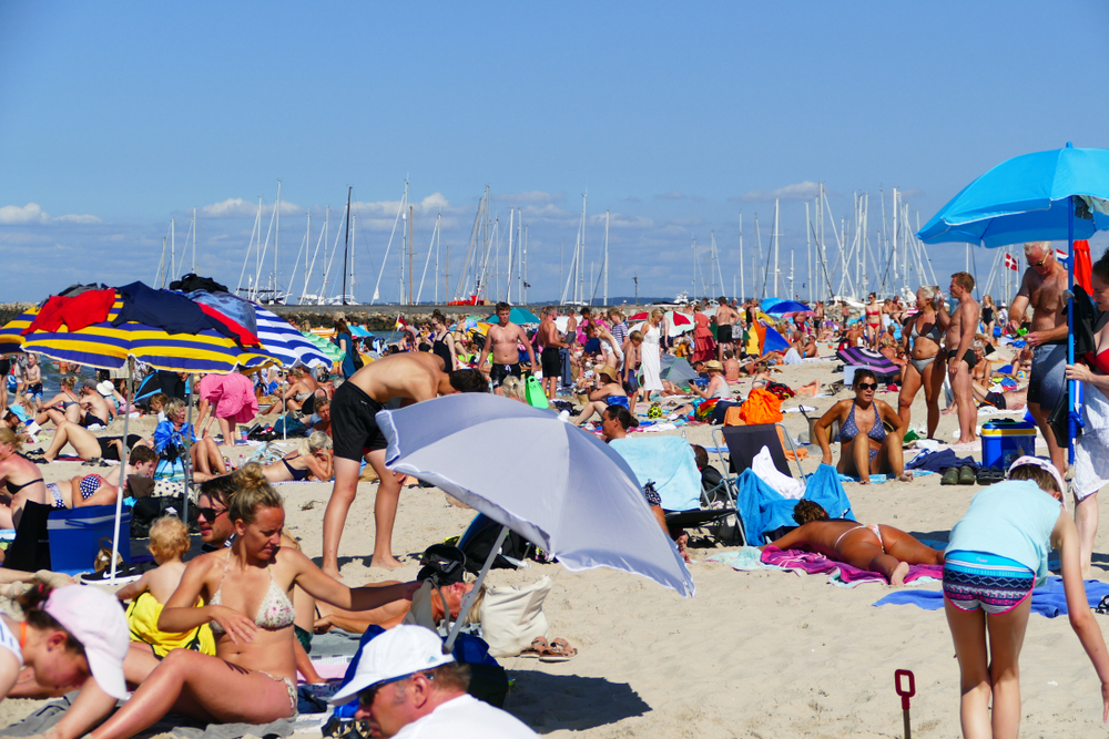 Stikker helt af: 40 grader kan ramme Danmark