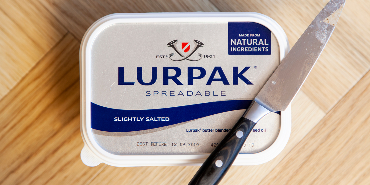 Danske supermarkeder i ‘smørkrig’- Så billig er en pakke Lurpak