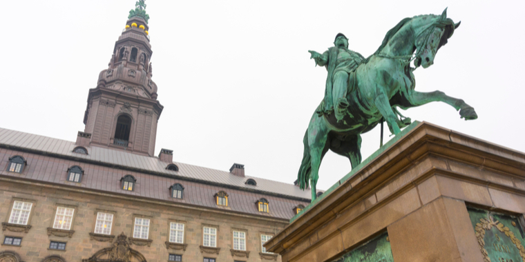 Coronaudbrud på Christiansborg: Flere testet positive