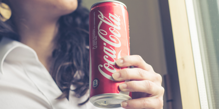Drak to liter cola om dagen: Kostede hende livet