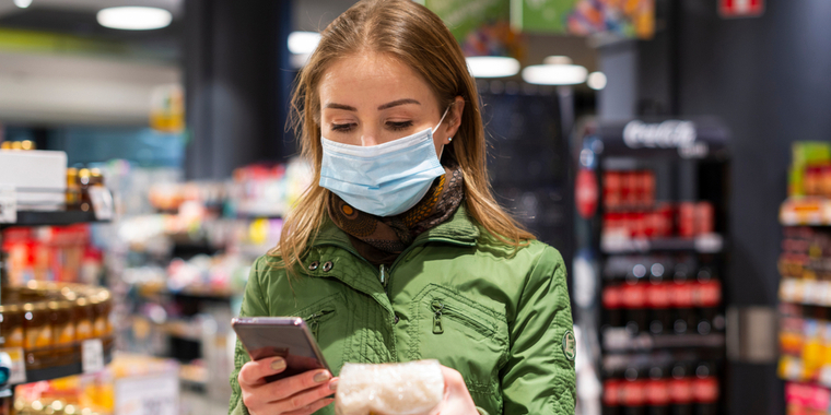 Nu anbefaler Sundhedsstyrelsen mundbind i Danmark