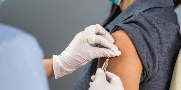 Flere danske kvinder sender indberetninger: Oplever ny bivirkning efter vaccine
