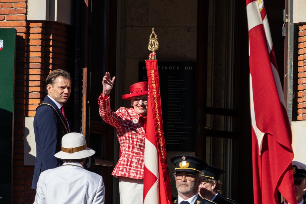 Dronning Margrethe smittet med coronavirus: Aflyser alt