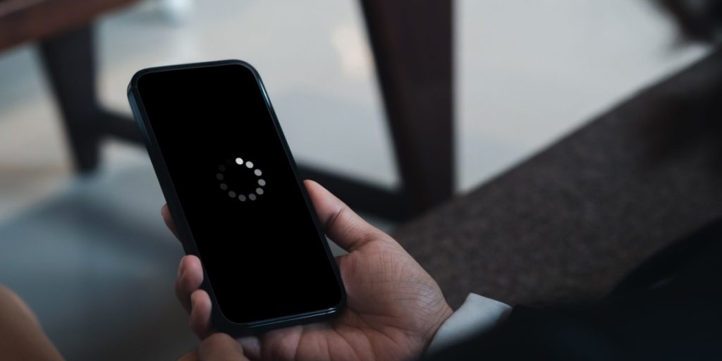Gælder både iPhone og Android: Løsningen på langsomt internet kan fikset med ét tryk