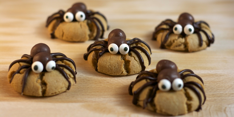 Mums! De nemmeste halloween-cookies: Sådan laver du dem