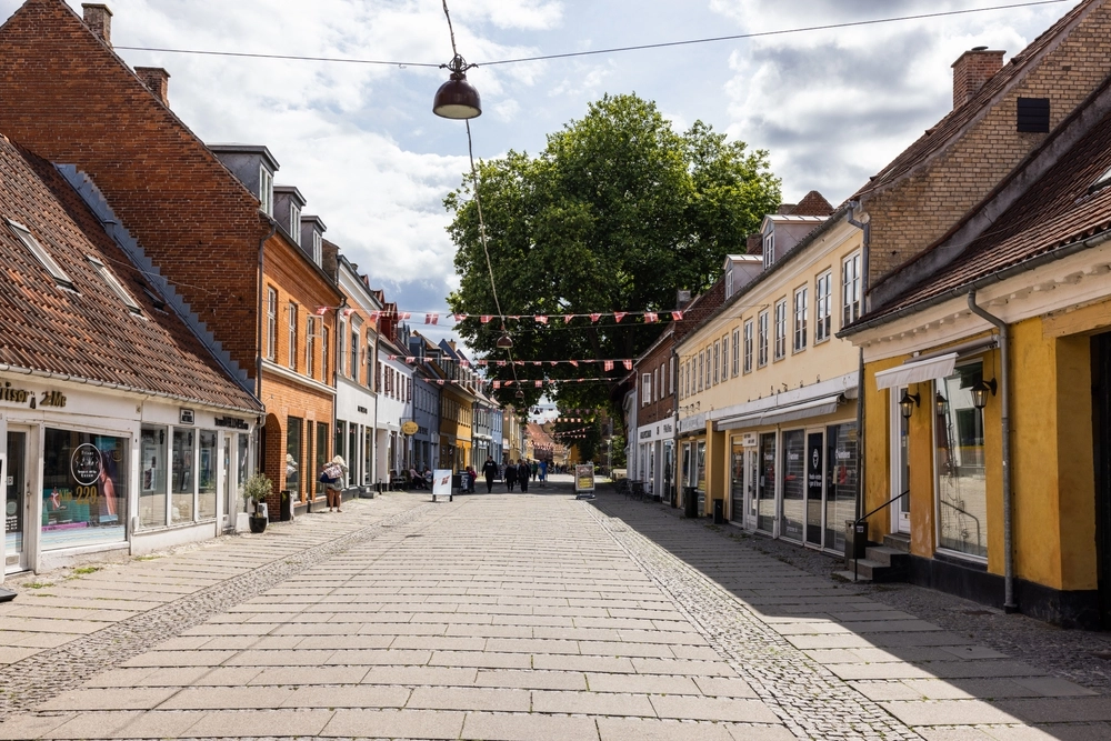 Nu får butikker lov til at holde åbent på helligdage