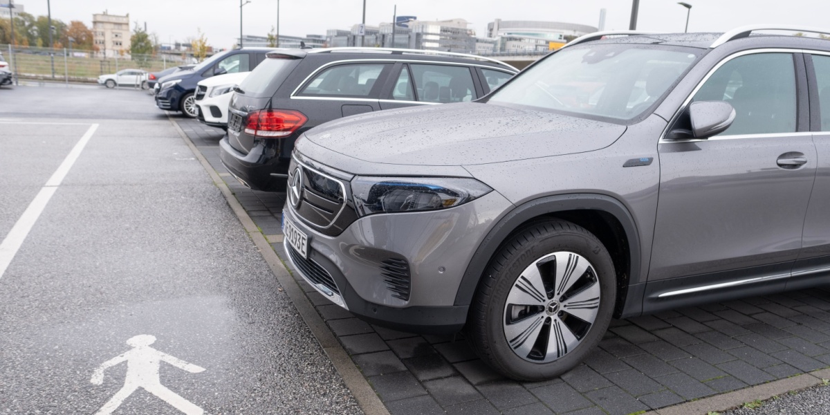 Giver mekanikerne op? Claes har købt elbilen, der ikke kan fikses
