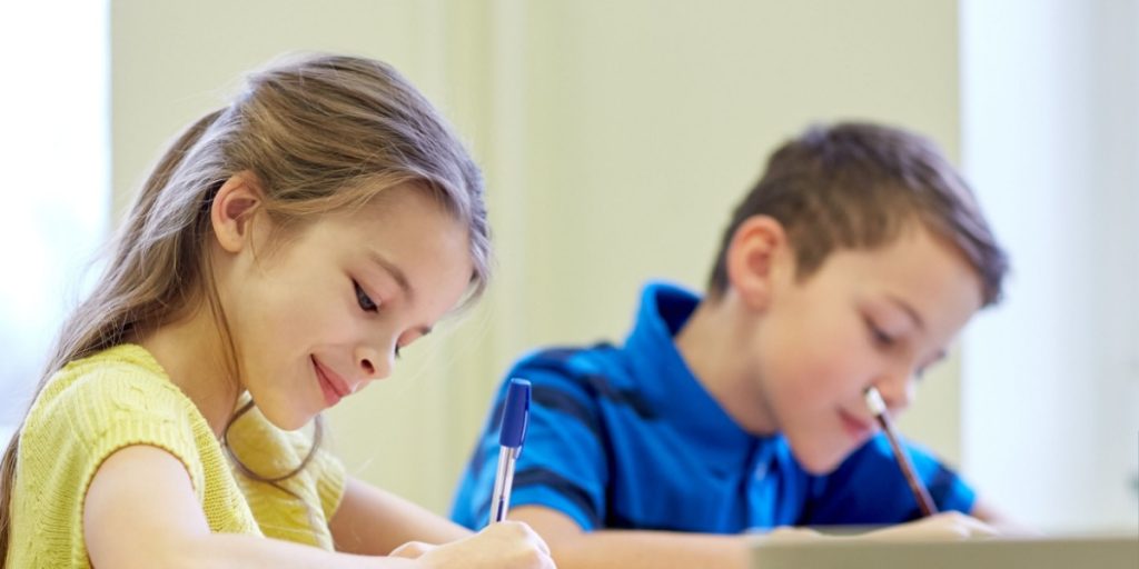 Dreng skrev ikke et ord og fik højeste karakter i skoleopgave: Når du læser hvorfor, vil du forstå det med det samme
