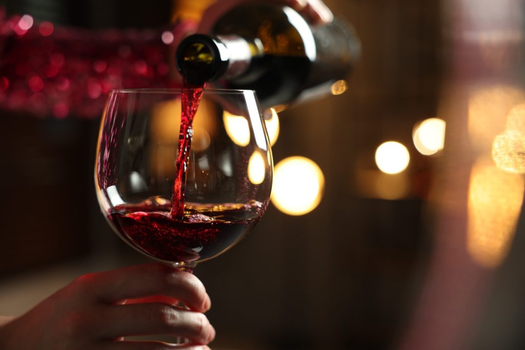 Skål: Her uddeler de gratis vin på torsdag