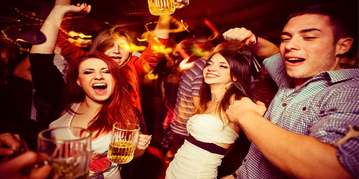 Har startet kampagne: Vil have unge til at drikke mere alkohol