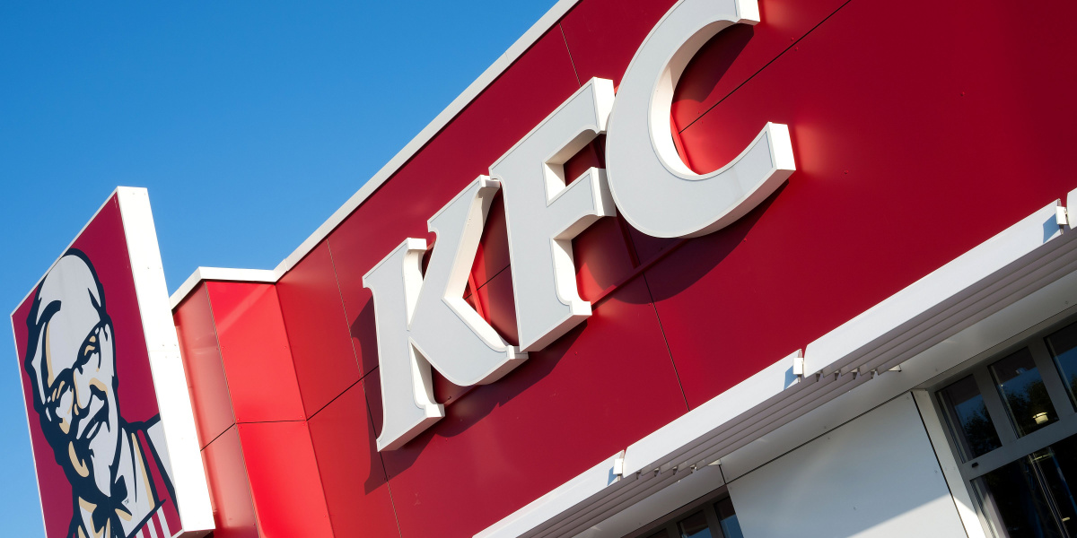 På tirsdag sker det: KFC med trist nyt