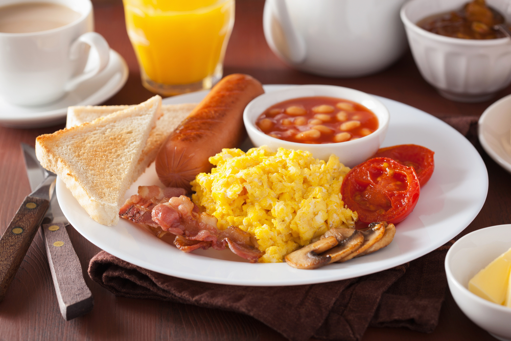 Ny forskning: Derfor bør du spise mere æg og bacon om morgenen