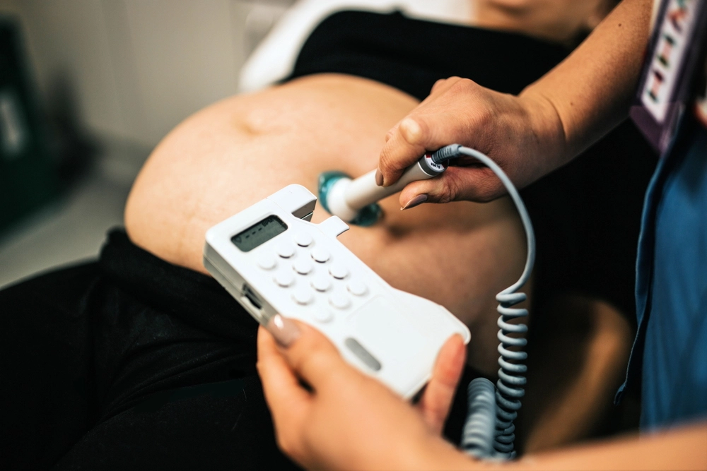 Jordemoder løn