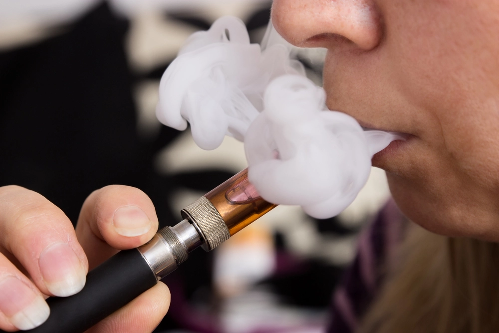 Ryger du e-cigaretter? Så er der dårligt nyt