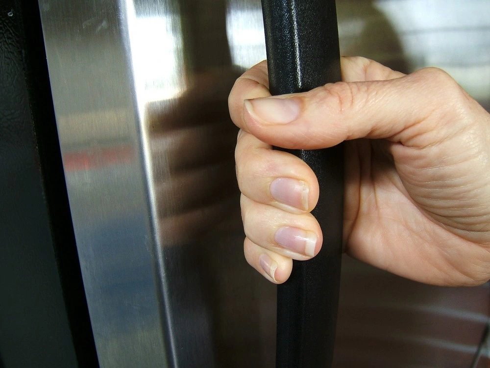 Derfor skal du ikke stille disse 8 ting i køleskabet