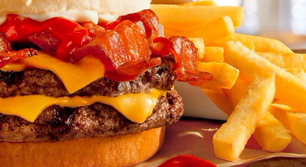 Burger King lancerer ny vanvittig burger: Indeholder en hel pakke bacon