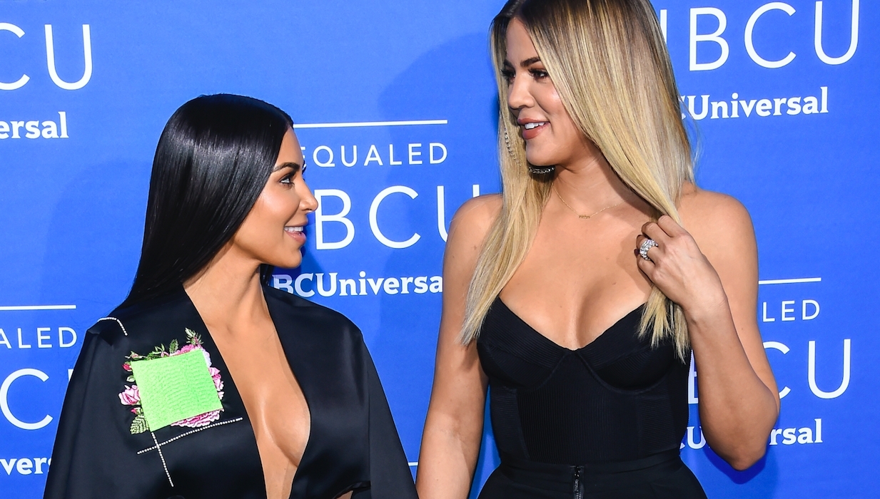 Højgravid Khloe Kardashian topløs i nye frække billeder