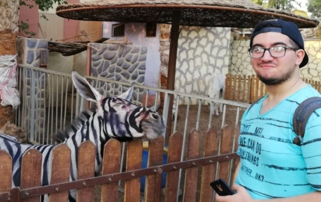 Ung mand gjorde vanvittig afsløring i Zoo: Kan du se, hvad der er galt med denne zebra?