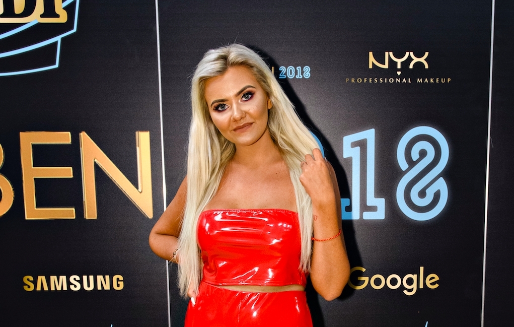 Drama efter awardshow: Fie Laursen hasteindlagt med ambulance