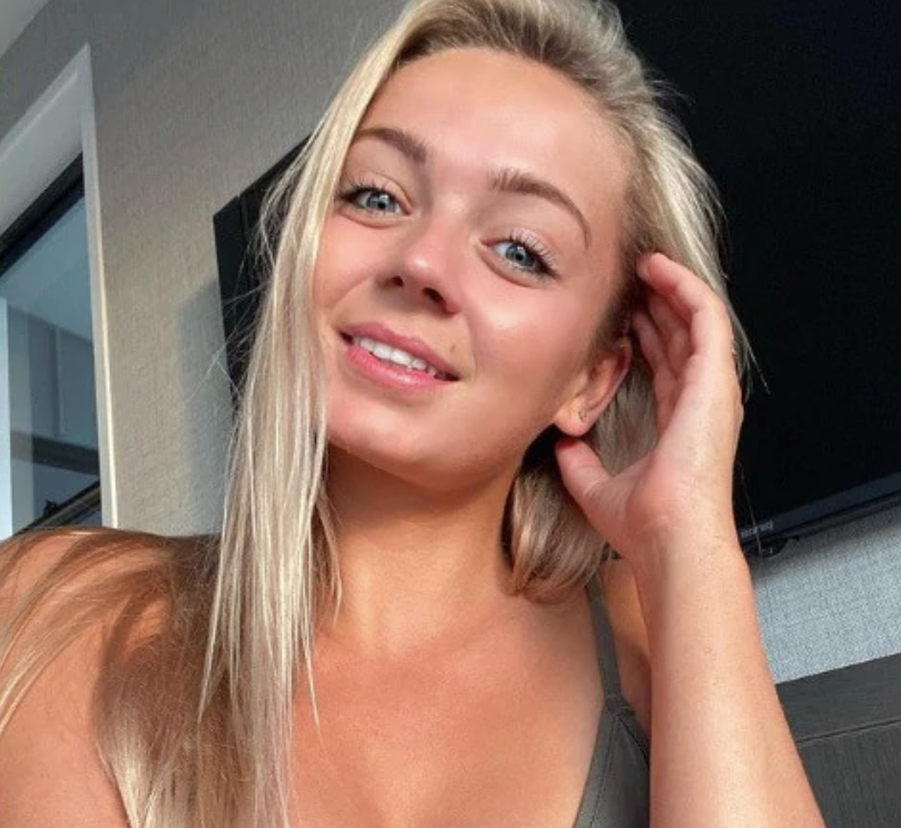 Gymnastiklærer mistede sit job på grund af corona: Nu tjener hun 200.000 kr. om måneden
