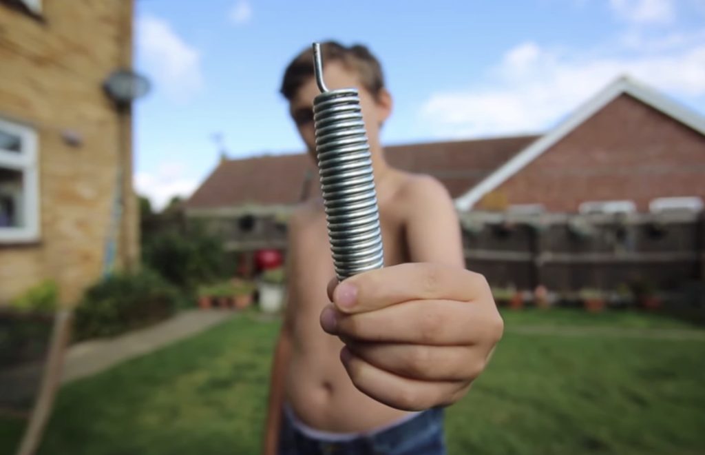Kunne have været død: 12-årig overlever voldsom trampolinulykke