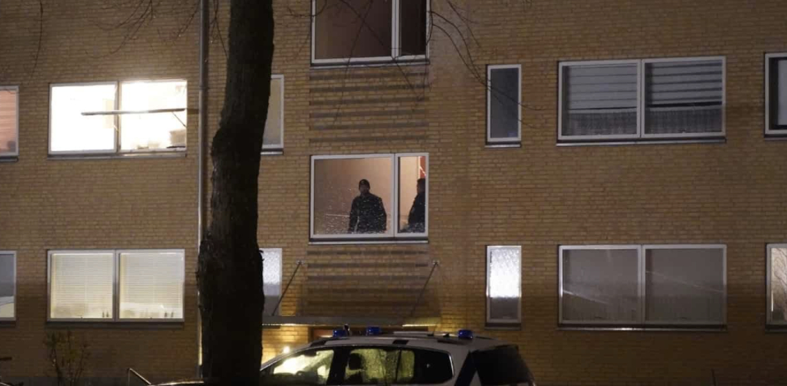 Blodigt familieopgør: 17-årig stak 28-årig familiemedlem med kniv