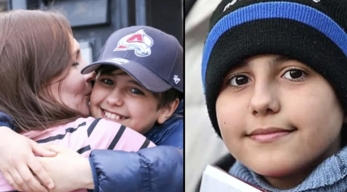 Dreng flygtede fra Ukraine med kun et telefonnummer: Nu er han blevet genforenet med sin mor