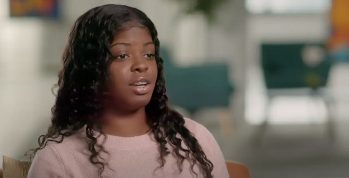 Kvinde beder om “nåde” for kidnapper, der kidnappede hende som nyfødt