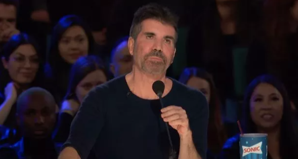 Hun blev voldtaget under optagelserne til X Factor: Nu bryder Simon Cowell tavsheden