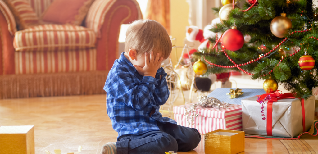 4-årige Peter åbnede spændt sin julegave: Hvad der lå i æsken fik ham til at bryde sammen