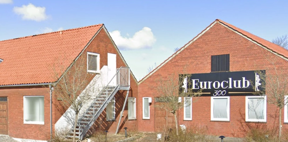 Har du altid haft en drøm om at eje en swingerklub? Nu har du muligheden