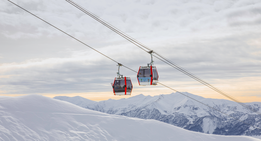 Kvinde skreg til hun mistede stemmen: Var fanget i skilift i 15 timer