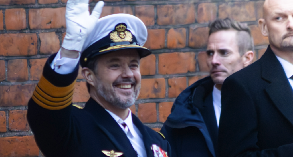 Unikt indblik bag kulissen: Kong Frederik havde selv en finger med i spillet