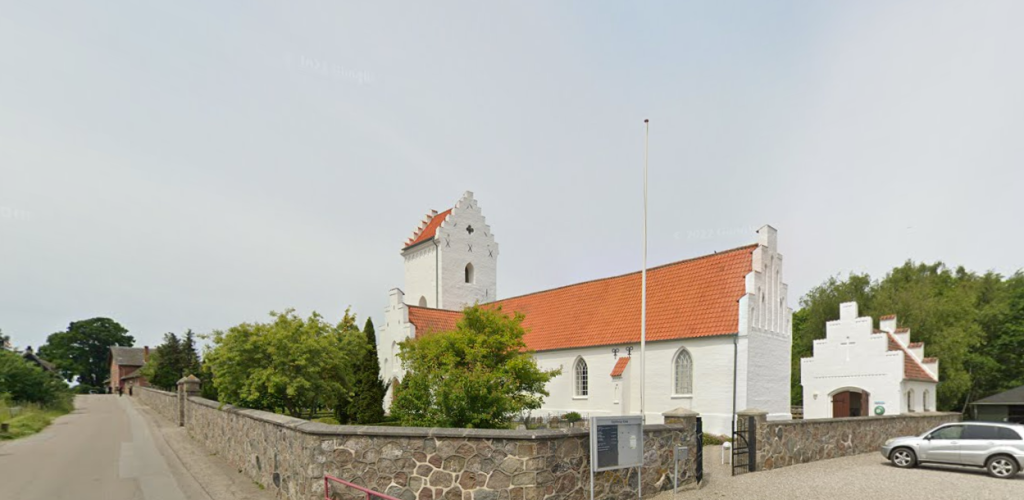 Dansk by i chok: Groft hærværk mod lokal kirke