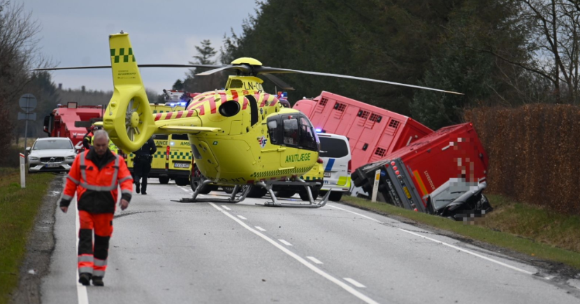 To danskere alvorligt kvæstet: Hastet til hospitalet i helikopter