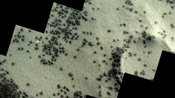 Hundreder af sorte ‘edderkopper’ spottet på Mars i nye satellitfotos
