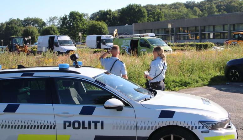 Politiet straks til stede: Eksplosion ved dansk skole