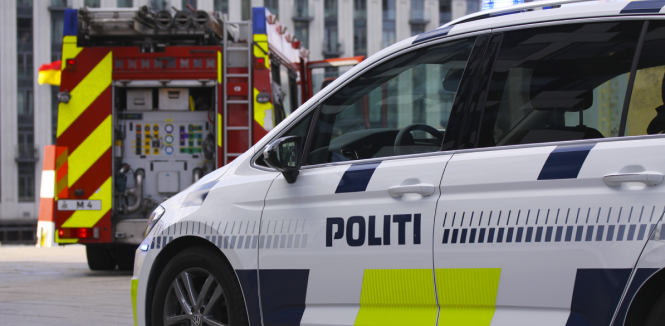 Livløs kvinde fundet i vandet ved Rørvig Havn: Nu kæmper lægerne for hendes liv